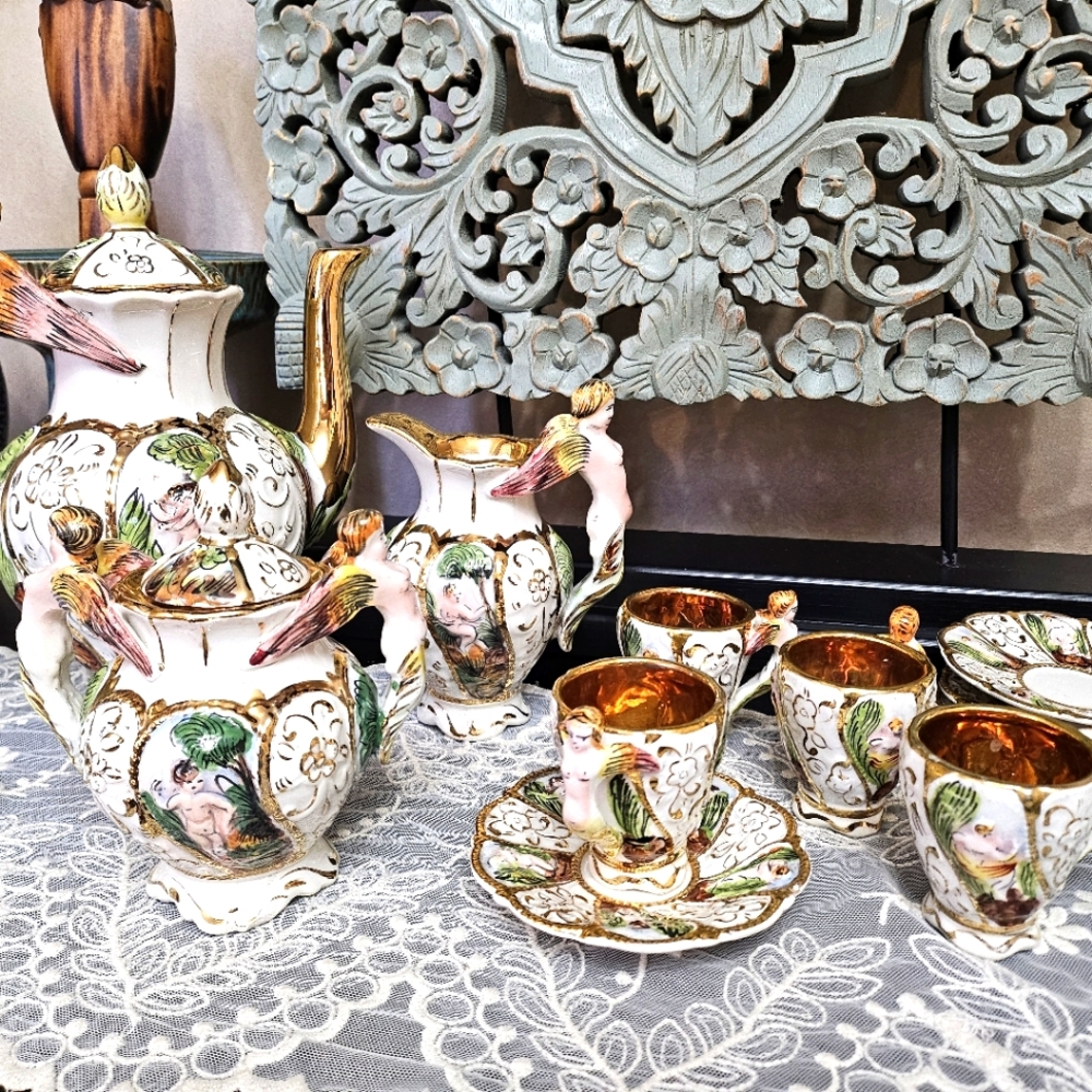 Vintage 1930s/40s porcelain Capodimonte coffee set .Made in Italy, Rare exquisit